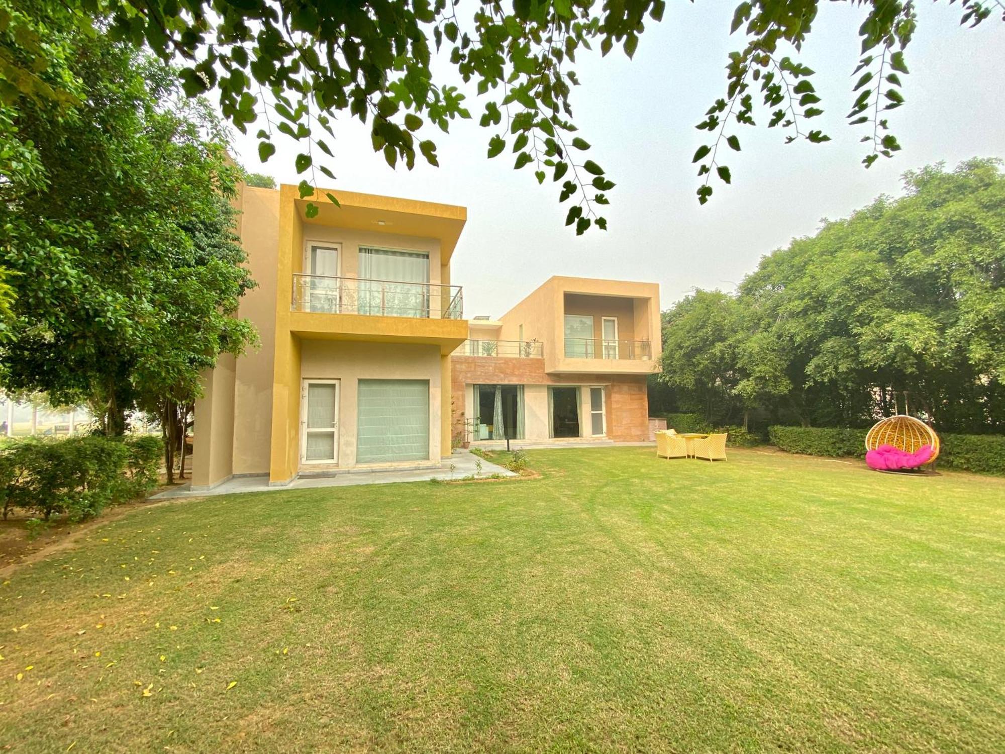 Karma Lakelands, Gurugram Gurgaon Esterno foto